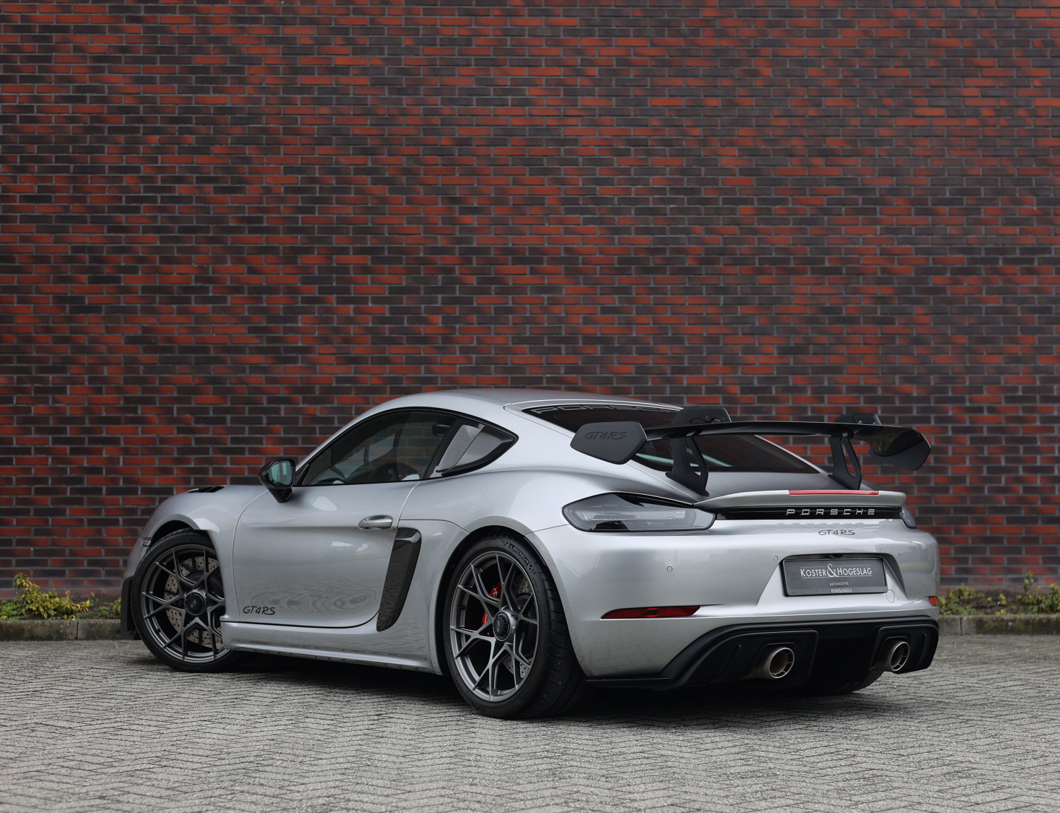 Porsche 718 Cayman GT4 RS