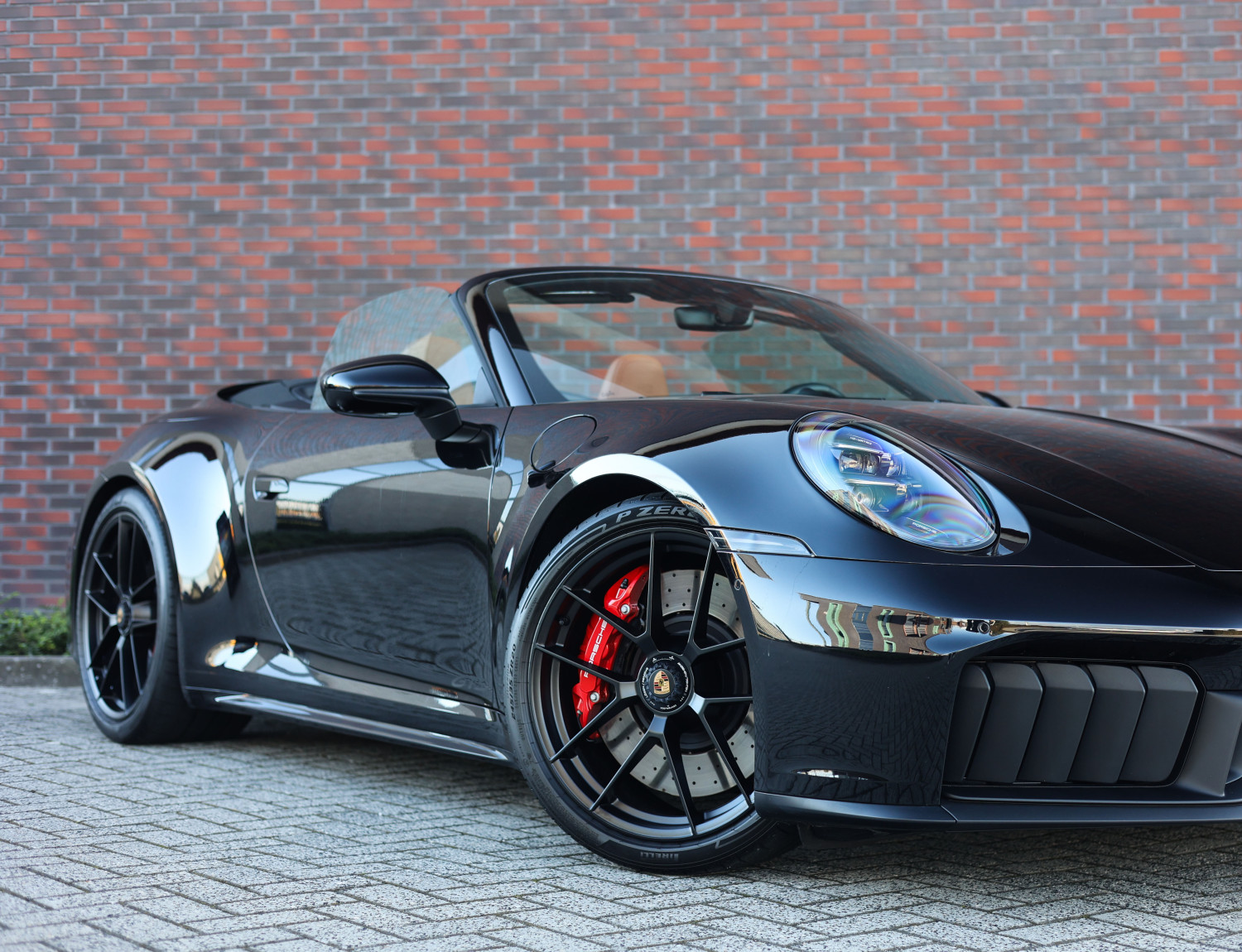Porsche 911 Cabrio Carrera 4 GTS