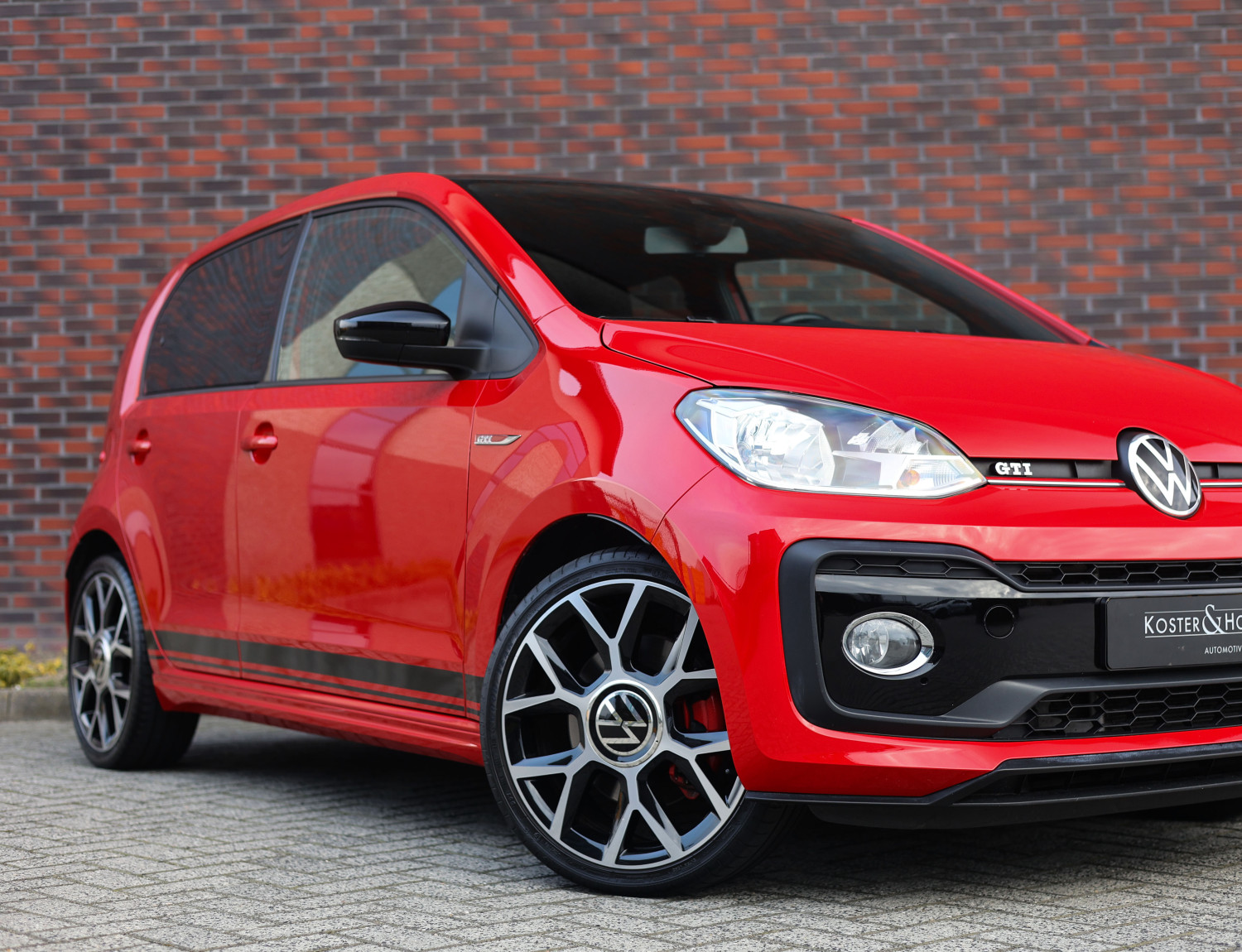 Volkswagen up! 1.0 TSI GTI