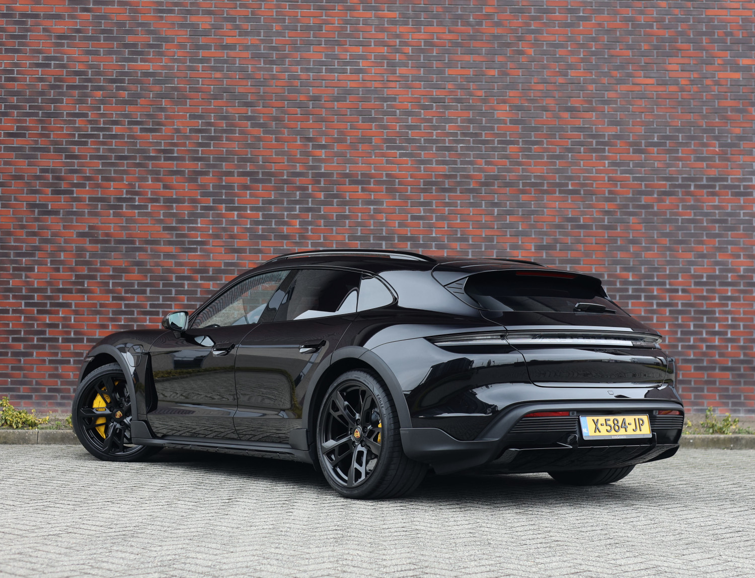 Porsche Taycan Cross Turismo Turbo S