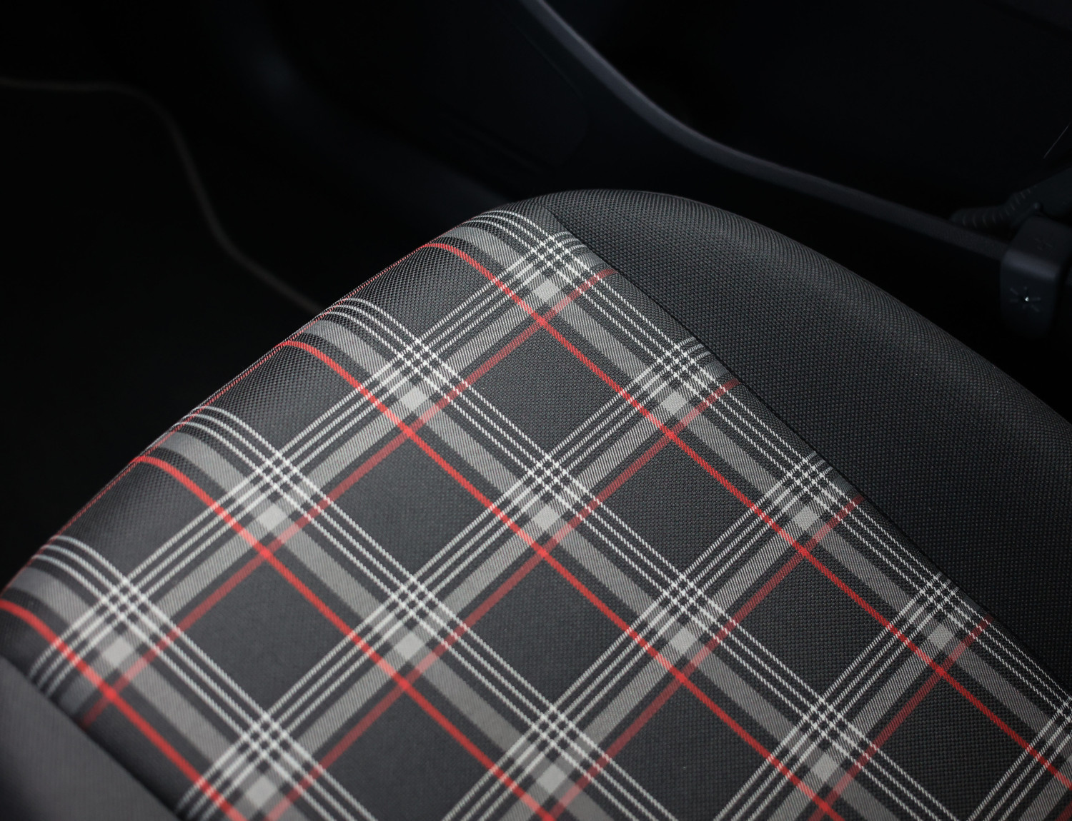 Volkswagen up! 1.0 TSI GTI