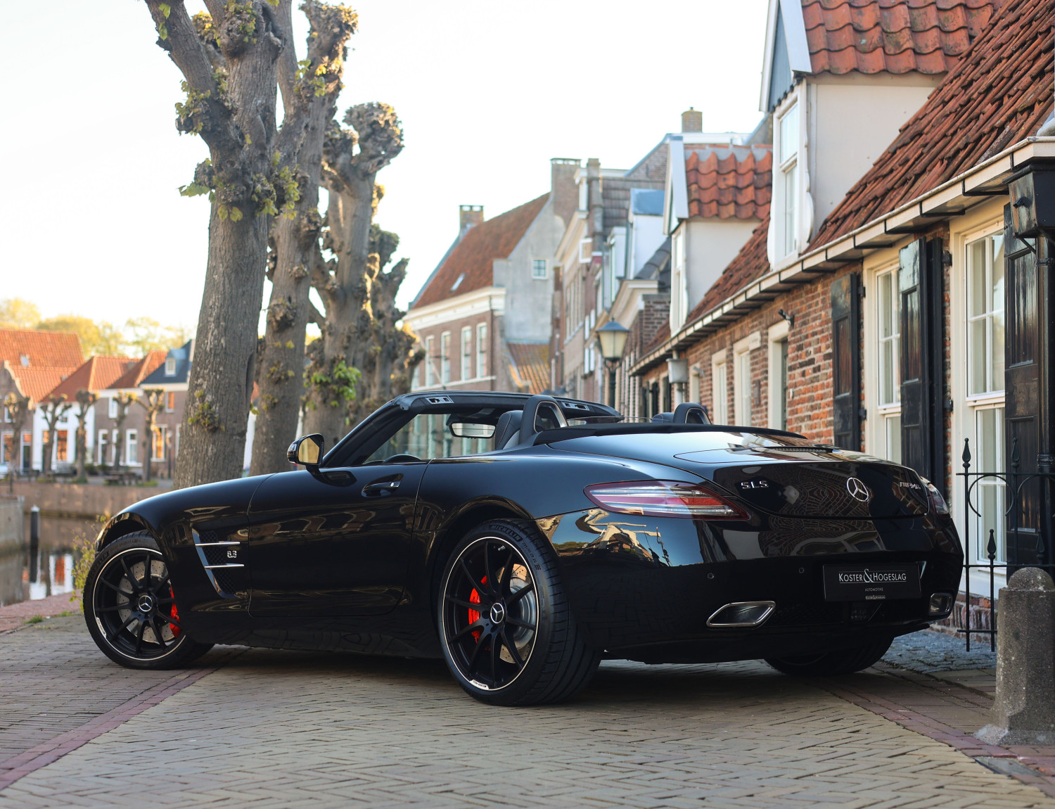 Mercedes-Benz SLS Roadster 6.3 AMG