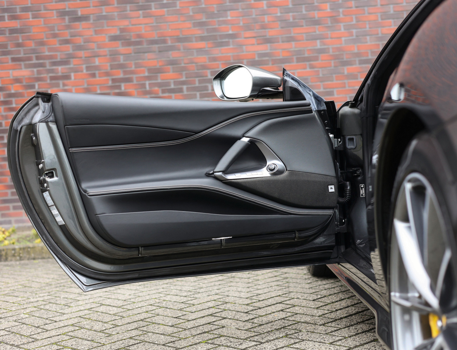 Ferrari 812 GTS 6.5 V12 HELE