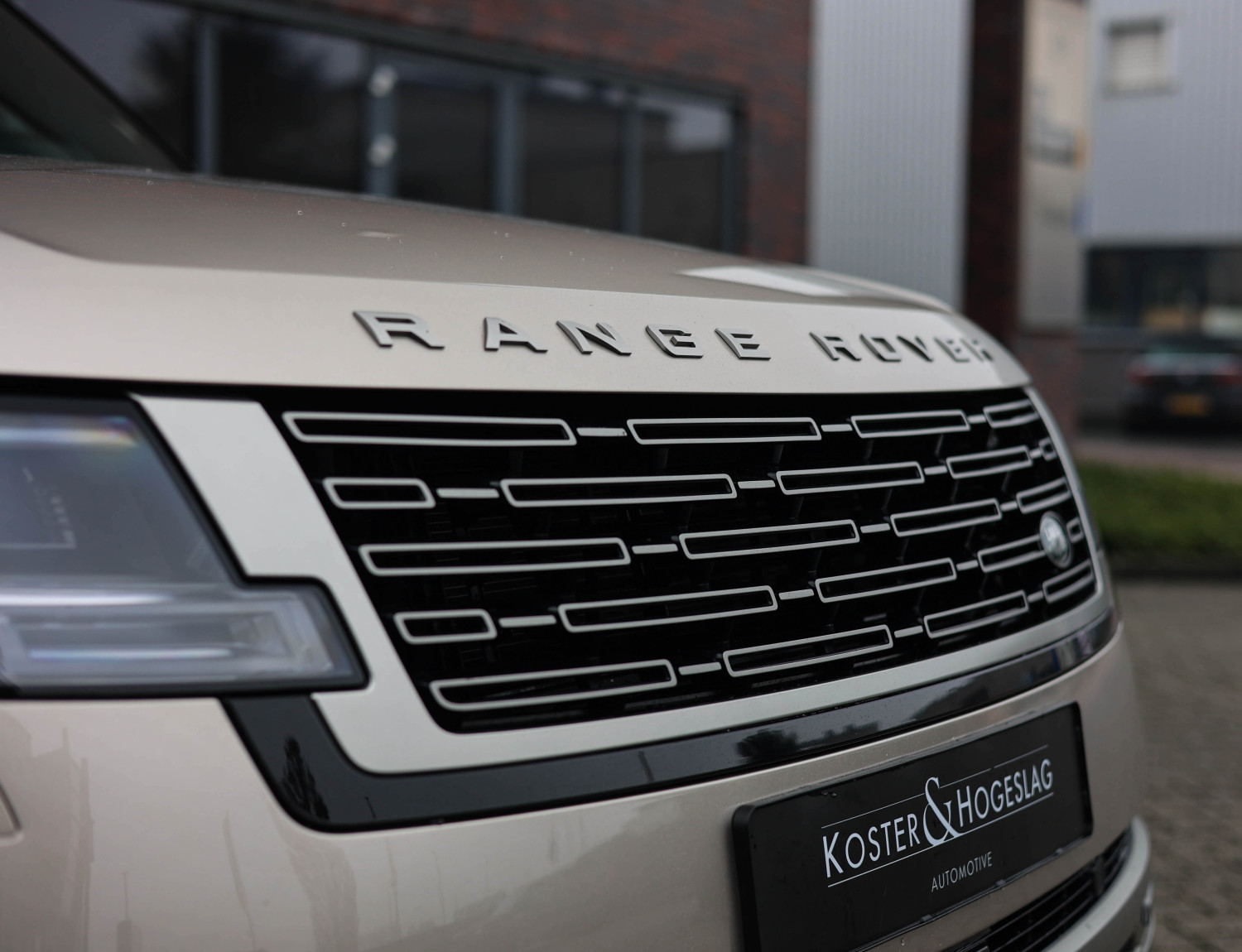 Land Rover Range Rover P550e Autobiography