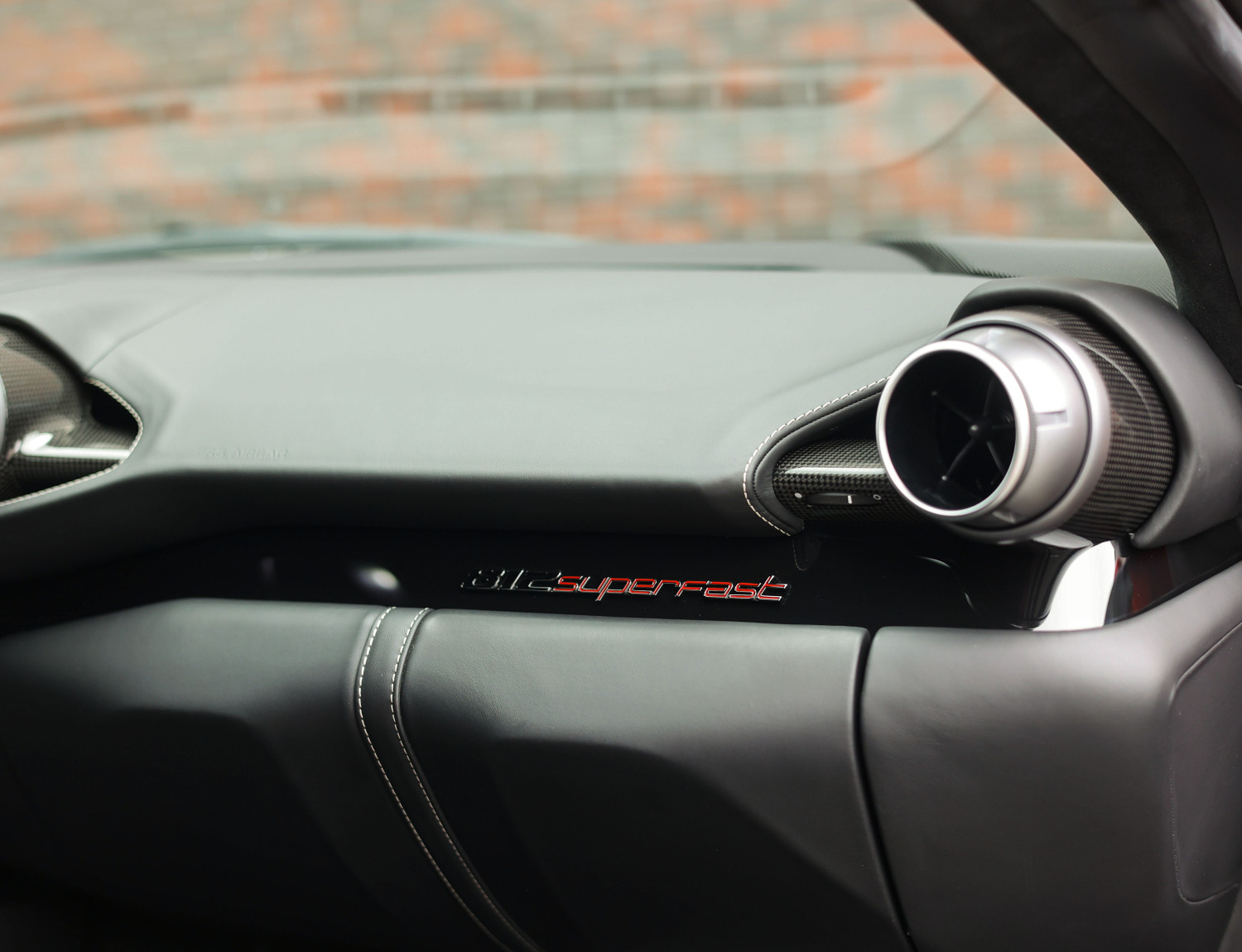 Ferrari 812 6.5 V12 Superfast HELE