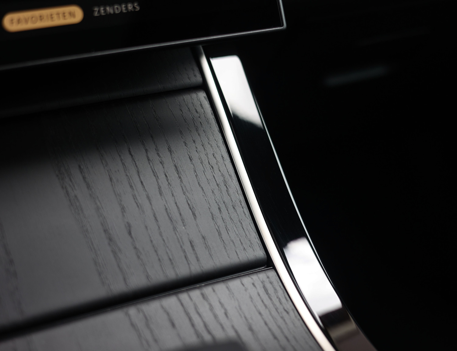Land Rover Range Rover Evoque P300e Dynamic HSE