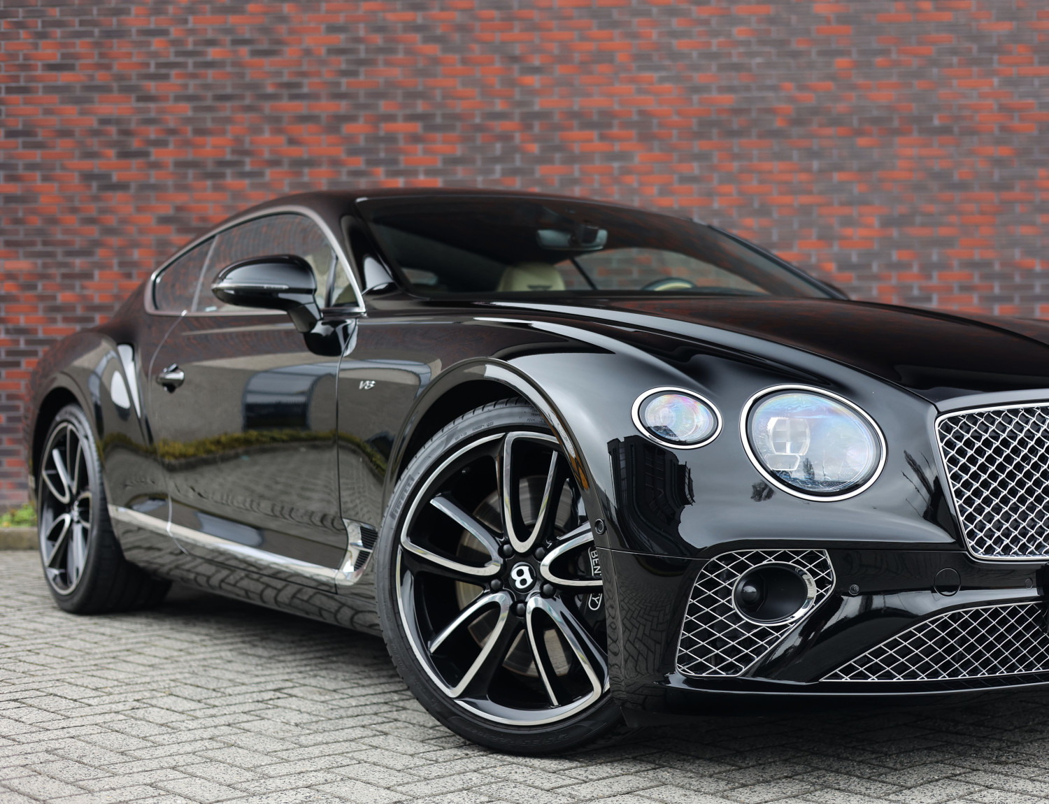 Bentley Continental GT 4.0 V8