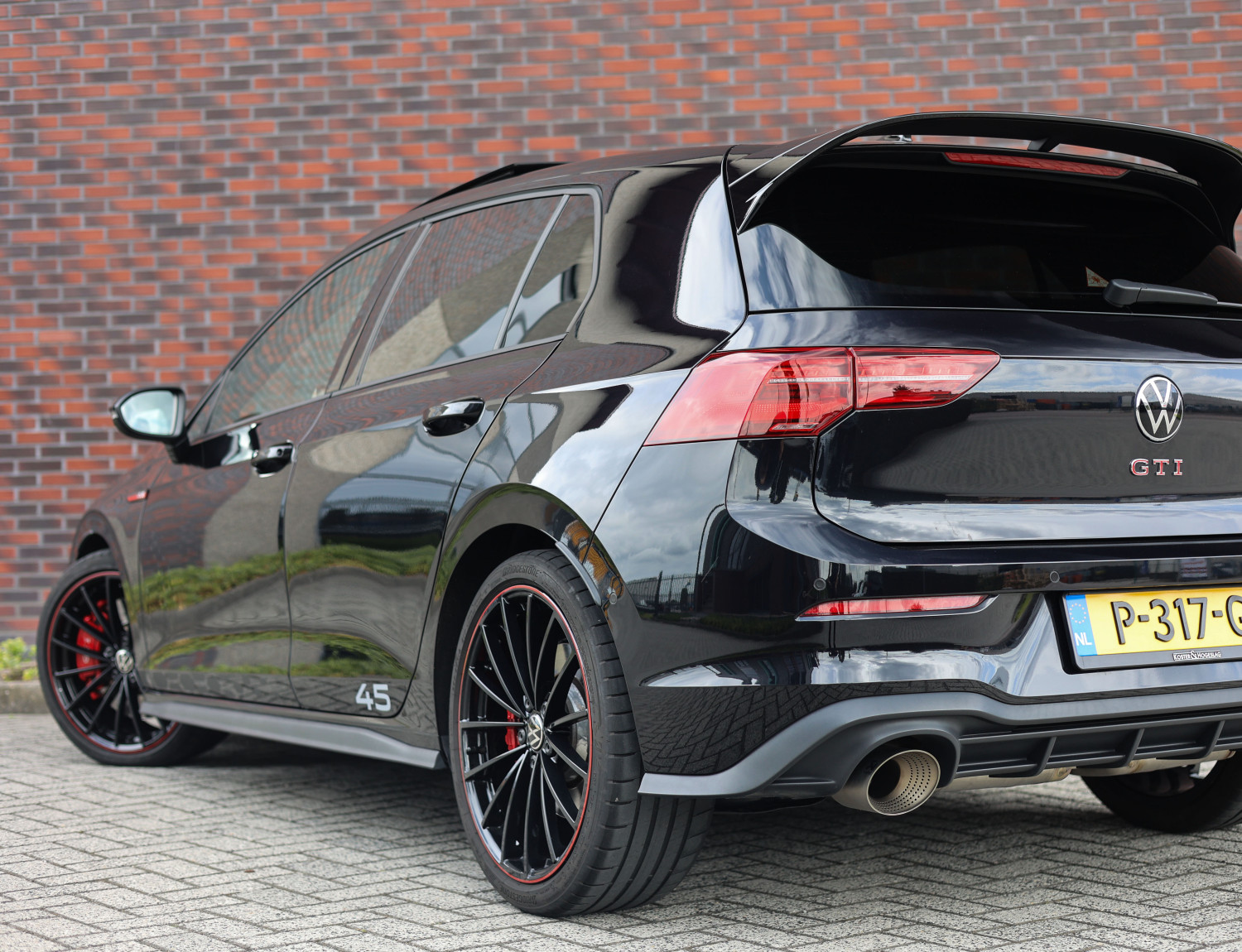 Volkswagen Golf GTI Clubsport Edition 45 Volkswagen Golf GTI Clubsport Edition 45