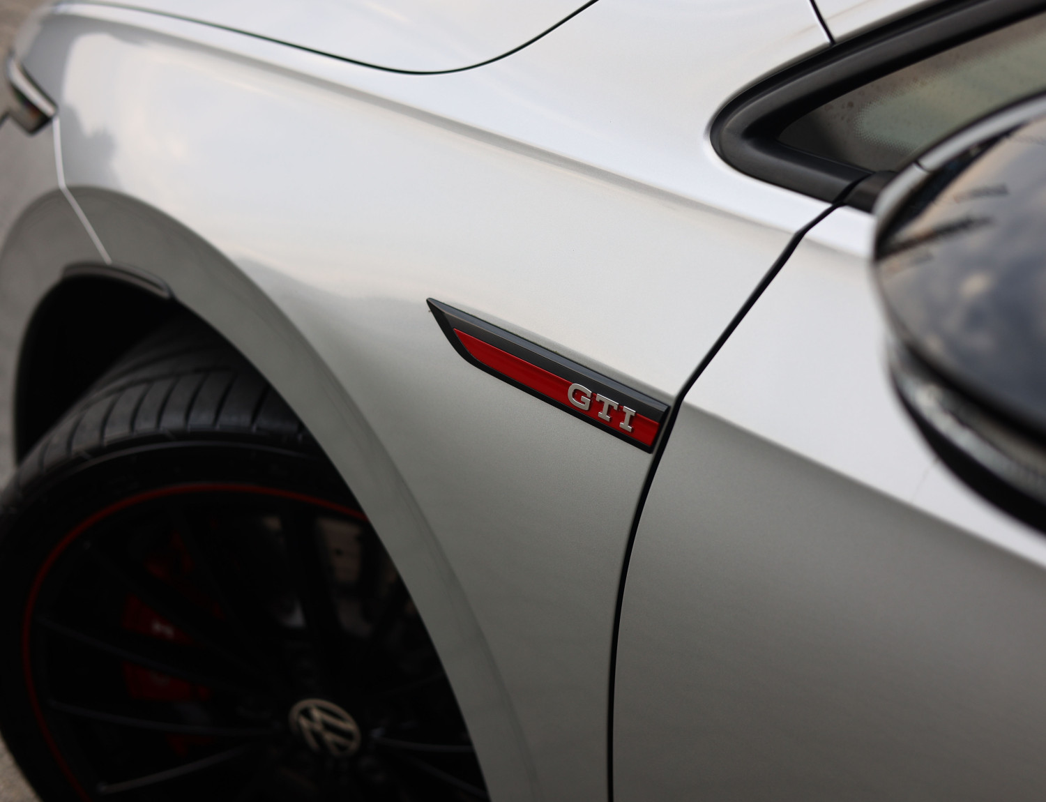 Volkswagen Golf 2.0 TSI GTI