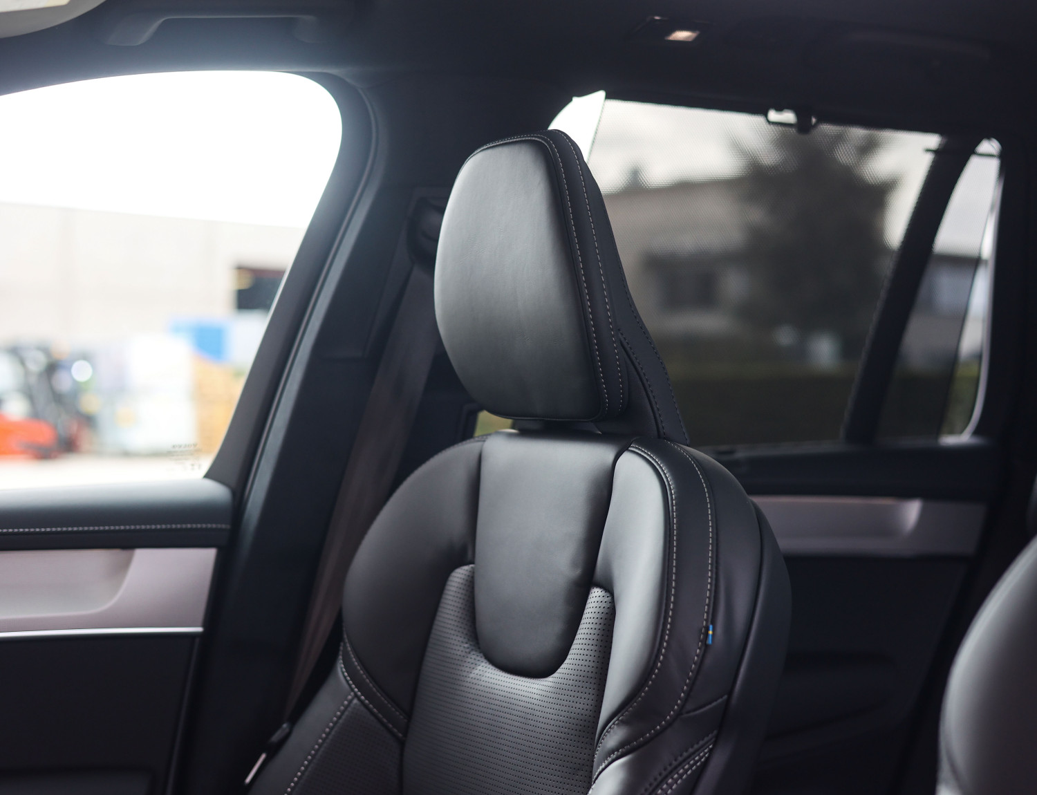 Volvo XC90 T8 AWD Ultra Black Edition