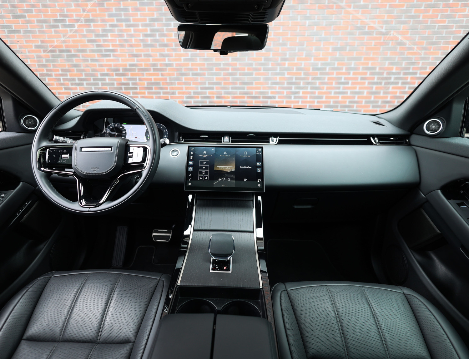 Land Rover Range Rover Evoque P300e Dynamic HSE