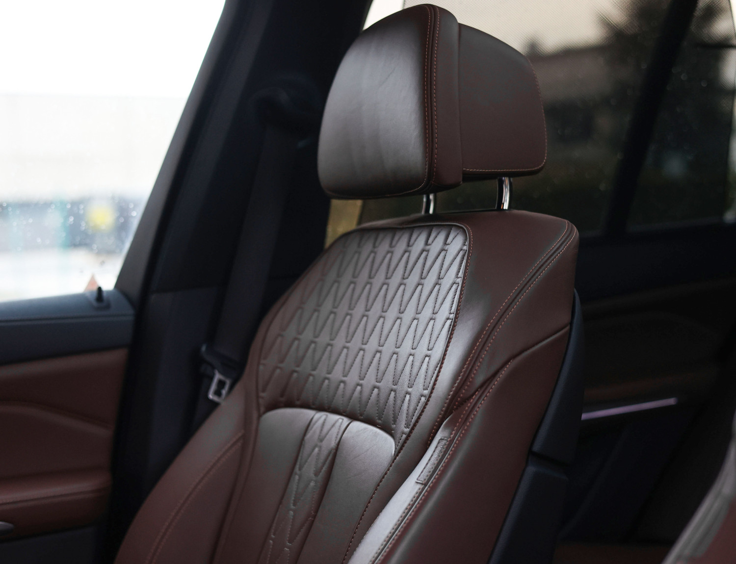 BMW X5 M50d High Executive BMW X5 M50d High Executive