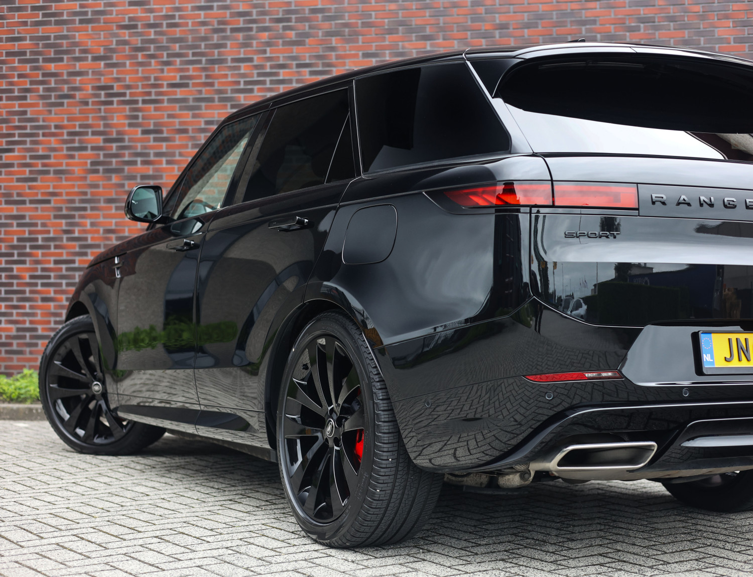 Land Rover Range Rover Sport P460e Dynamic SE
