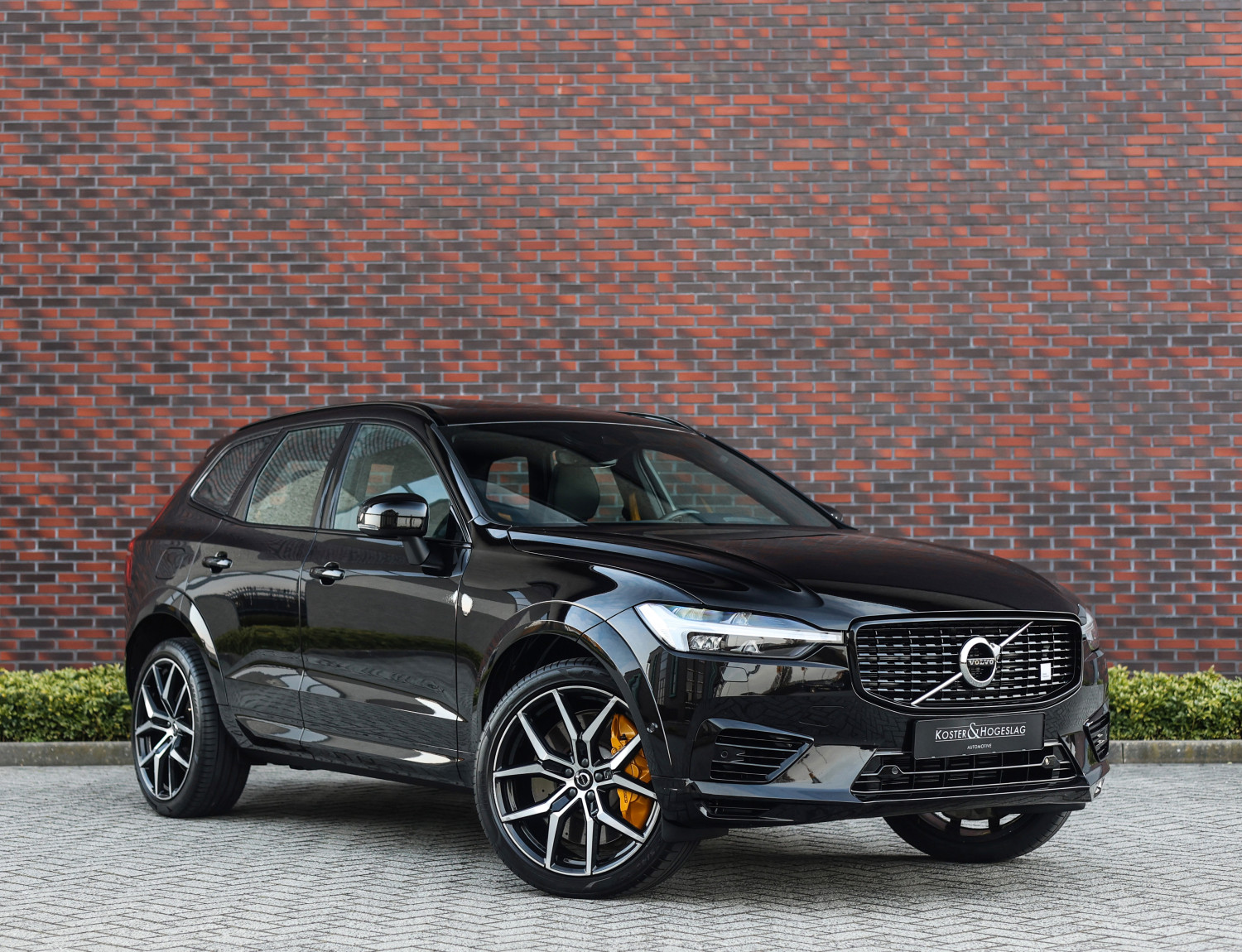 Volvo XC60 T8 AWD Polestar Engineered Volvo XC60 T8 AWD Polestar Engineered