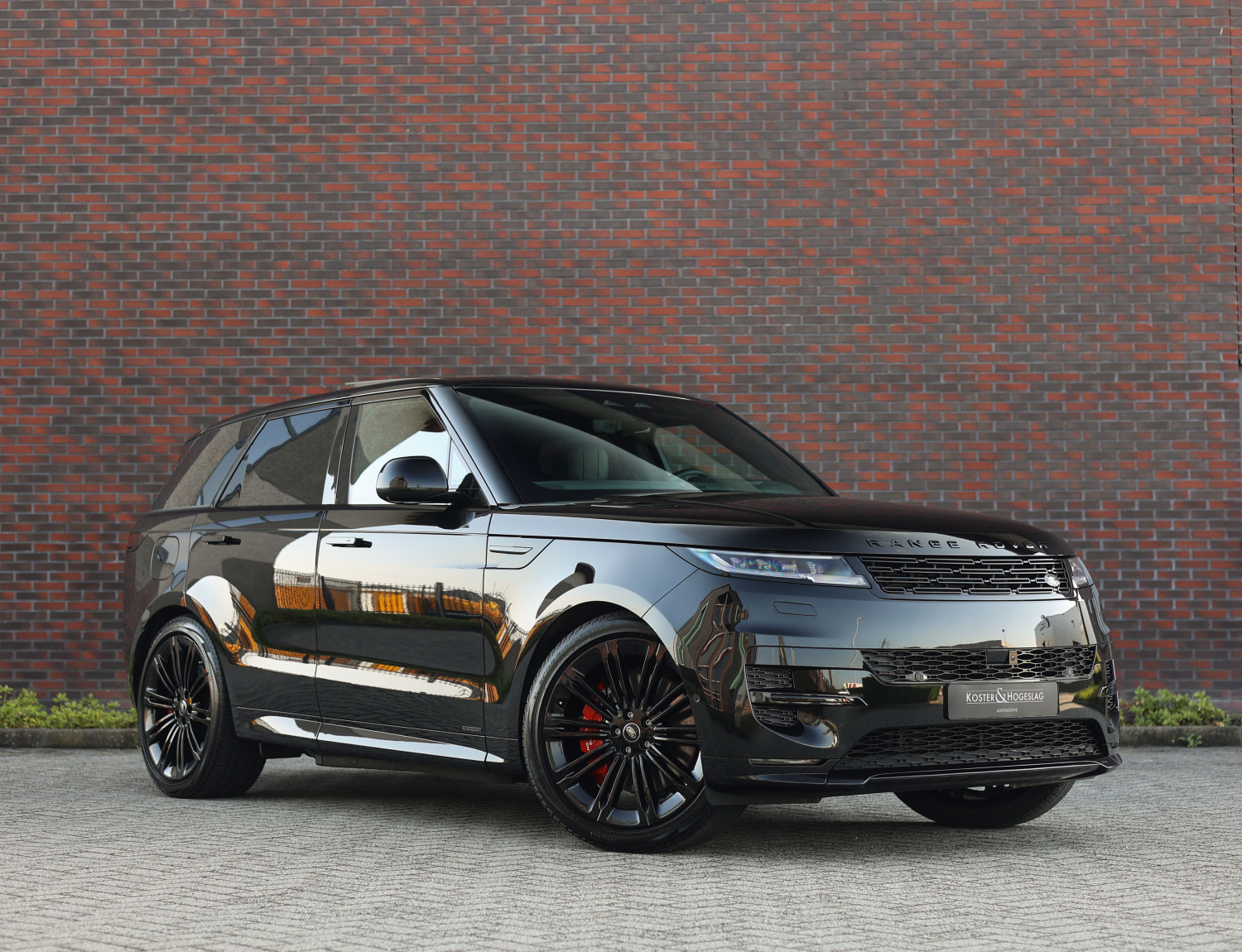 Land Rover Range Rover Sport P550e Autobiography