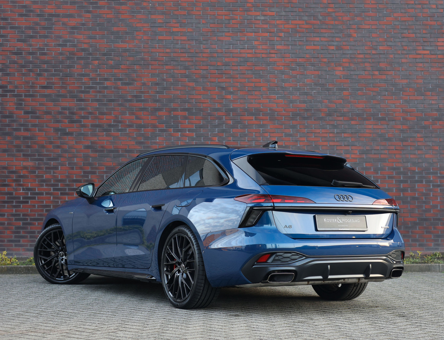 Audi A6 Avant Competition e-hybrid Quattro