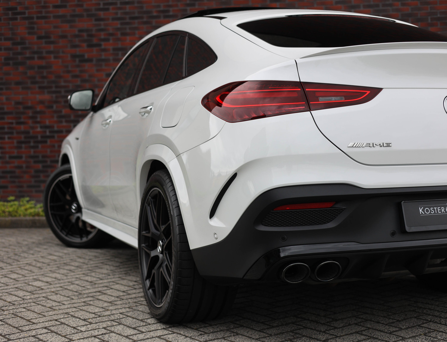 Mercedes-Benz GLE Coupé AMG 53 Hybrid 4MATIC+ Mercedes-Benz GLE Coupé AMG 53 Hybrid 4MATIC+