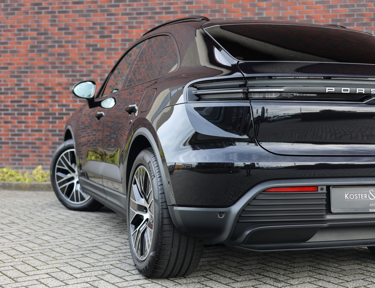 Porsche Macan 4 100 kWh