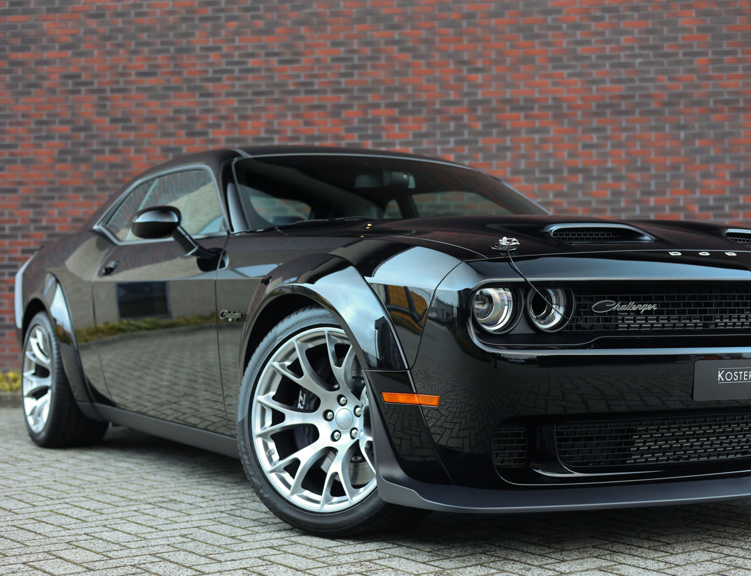 Dodge Challenger SRT Hellcat Redeye Black Ghost