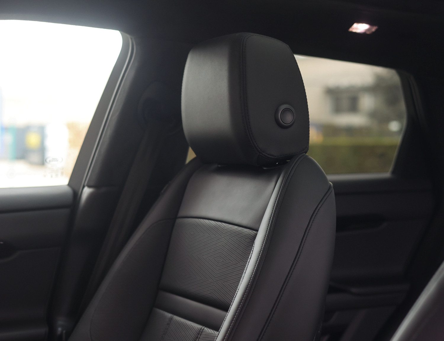 Land Rover Range Rover Evoque P270e Autobiography