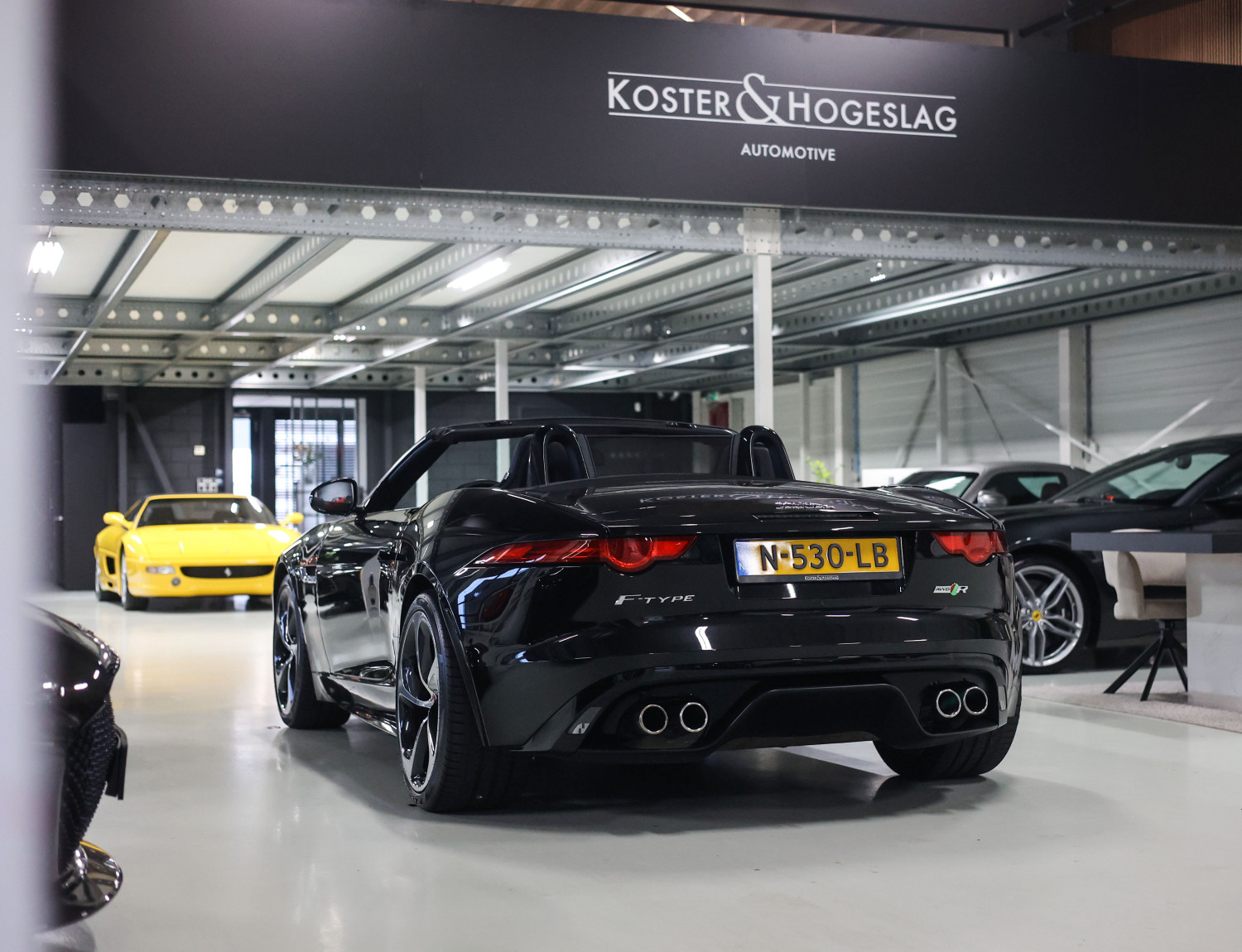 Jaguar F-Type 5.0 V8 R Convertible AWD