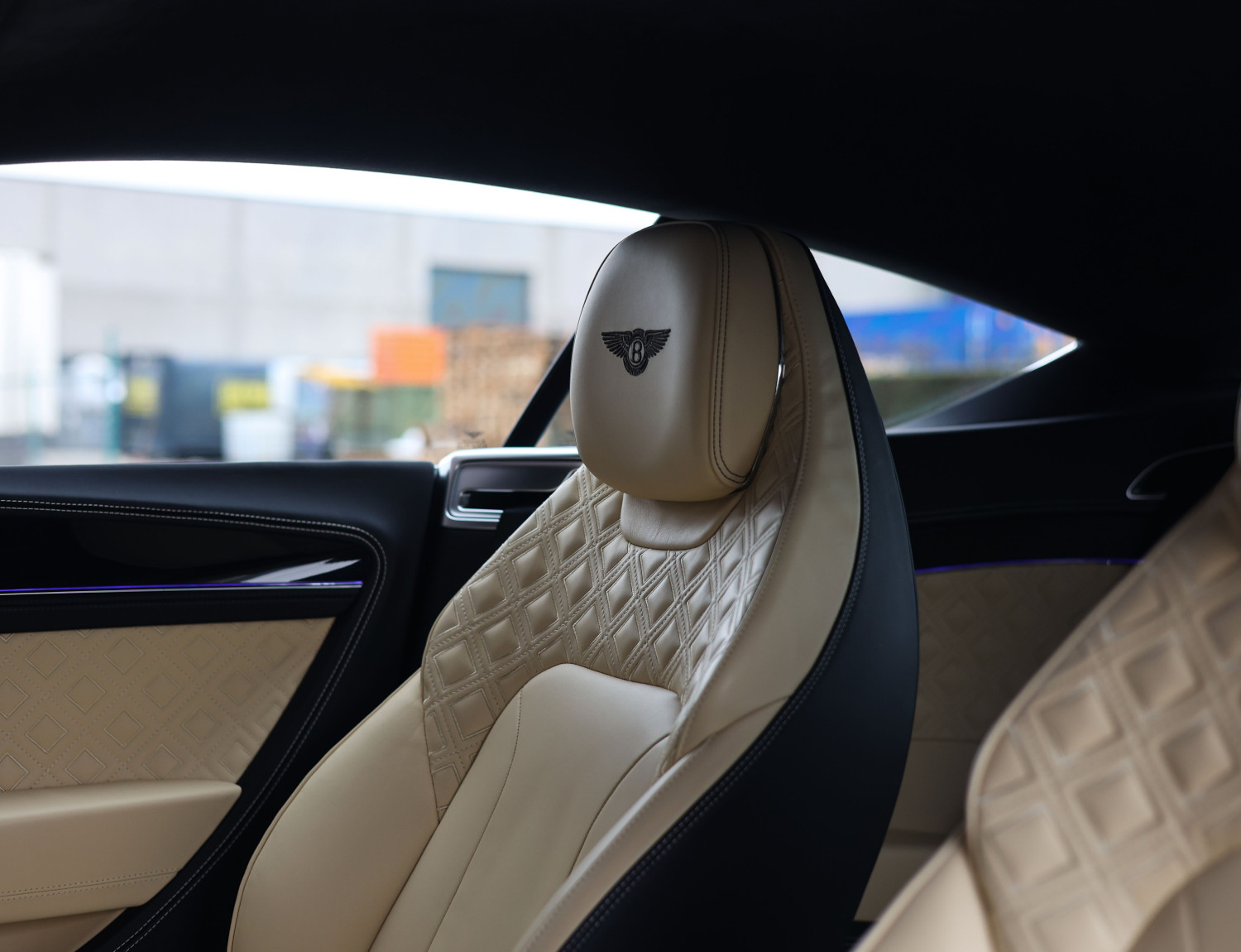 Bentley Continental GT 4.0 V8