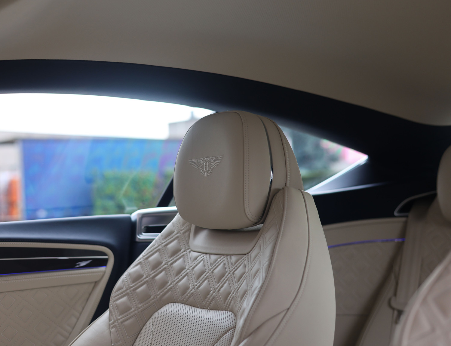 Bentley Continental GT 4.0 V8