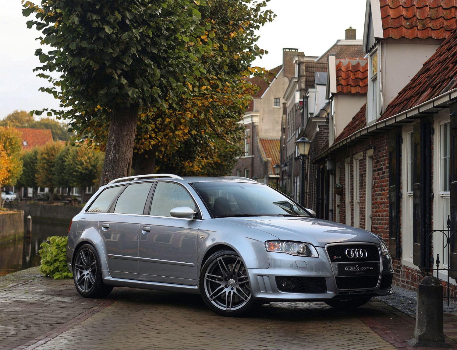 Audi RS4 Avant 4.2 V8 Quattro Audi RS4 Avant 4.2 V8 Quattro