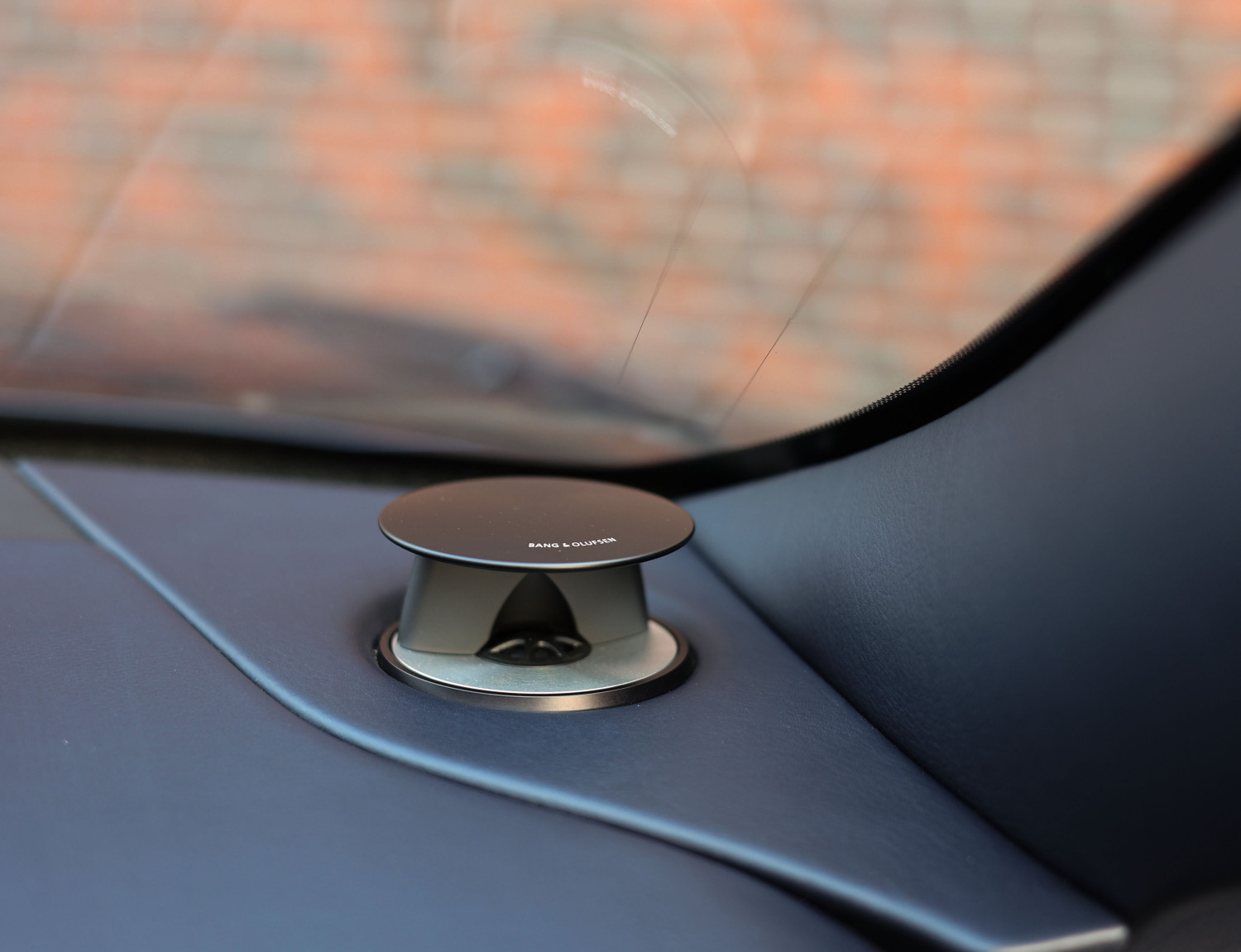 Aston Martin DB11 5.2 V12