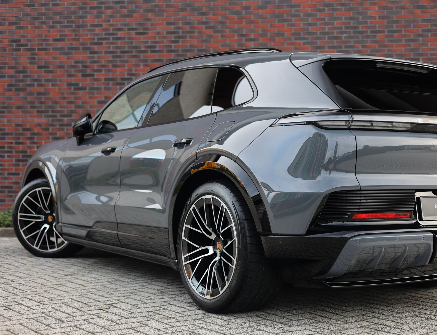 Porsche Cayenne Electric 113 kWh