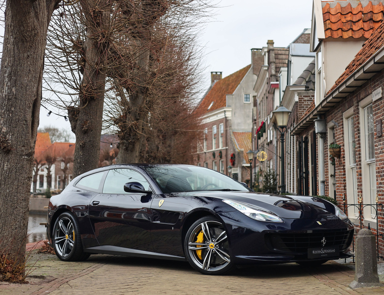 Ferrari GTC4Lusso 6.3 V12