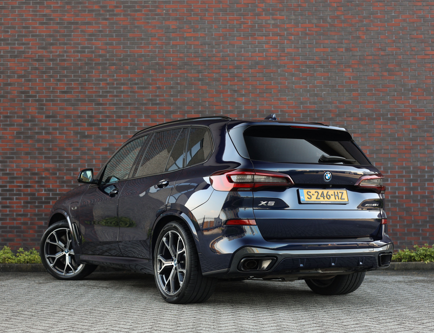 BMW X5 45e xDrive High Executive BMW X5 45e xDrive High Executive