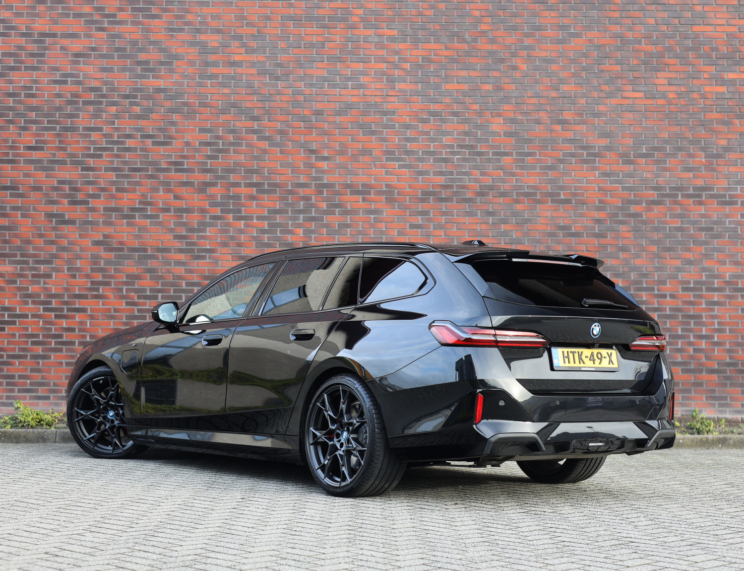 BMW 5 Serie Touring 550e xDrive