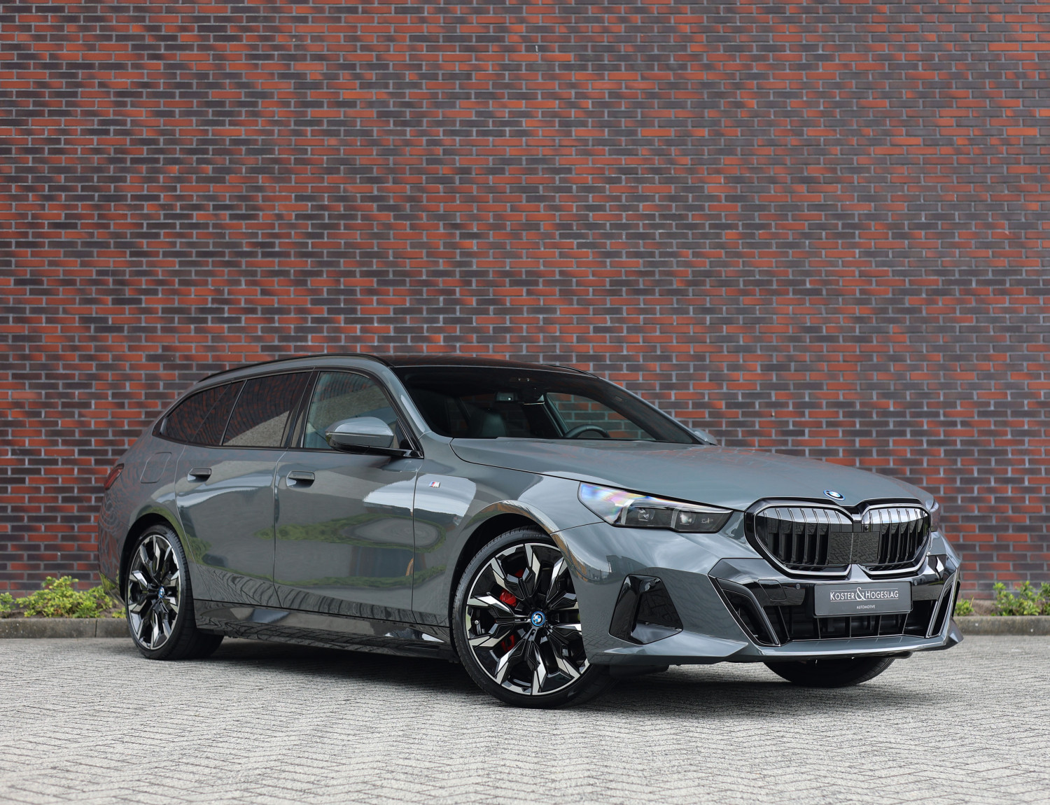 BMW 5 Serie Touring 550e xDrive BMW 5 Serie Touring 550e xDrive