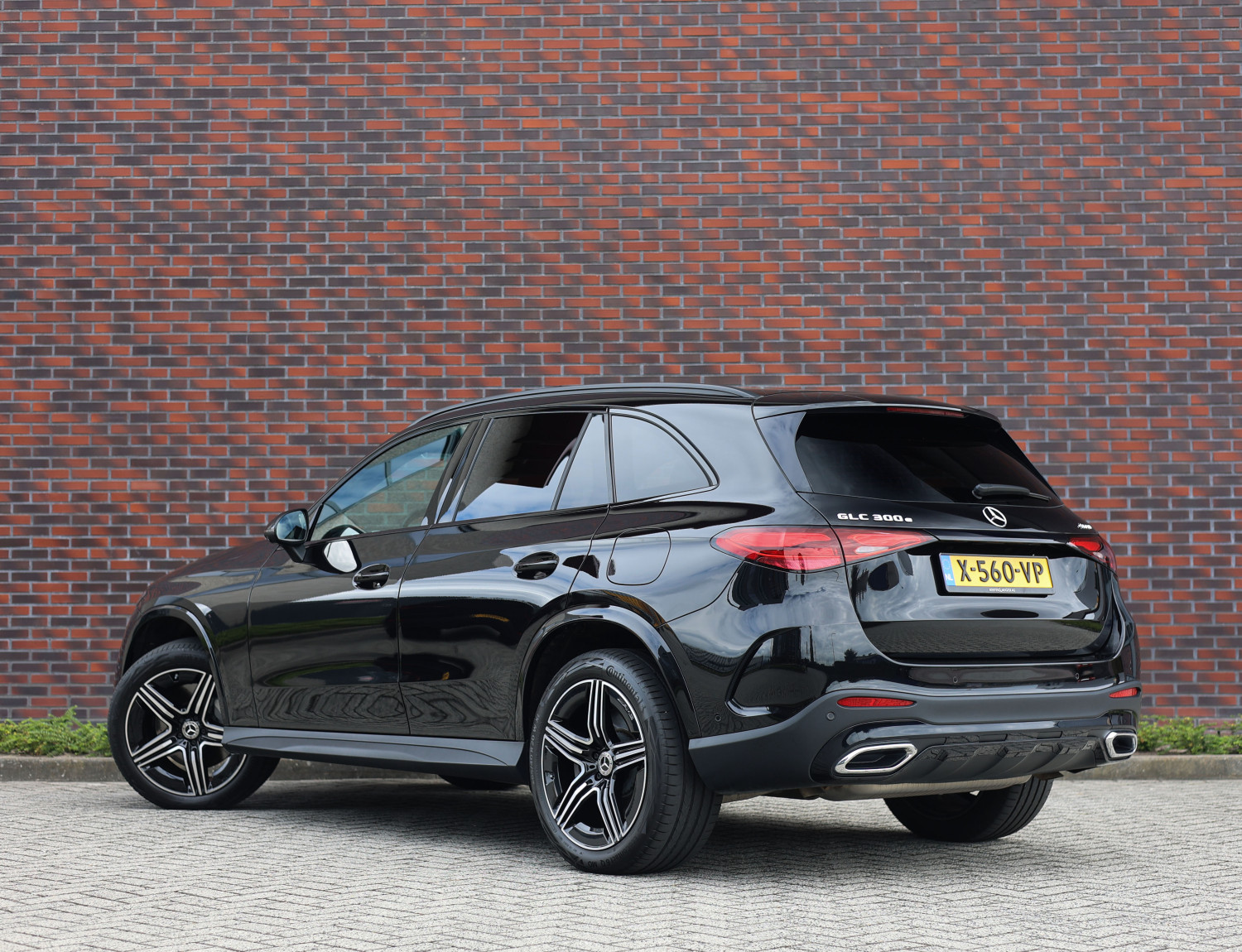 Mercedes-Benz GLC 300e 4MATIC