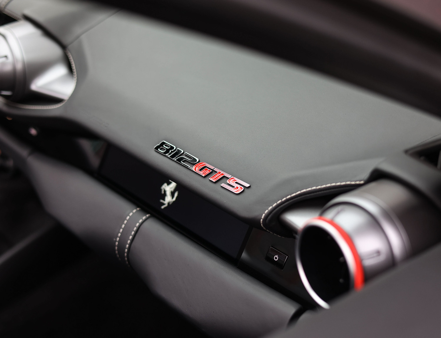 Ferrari 812 GTS 6.5 V12 HELE