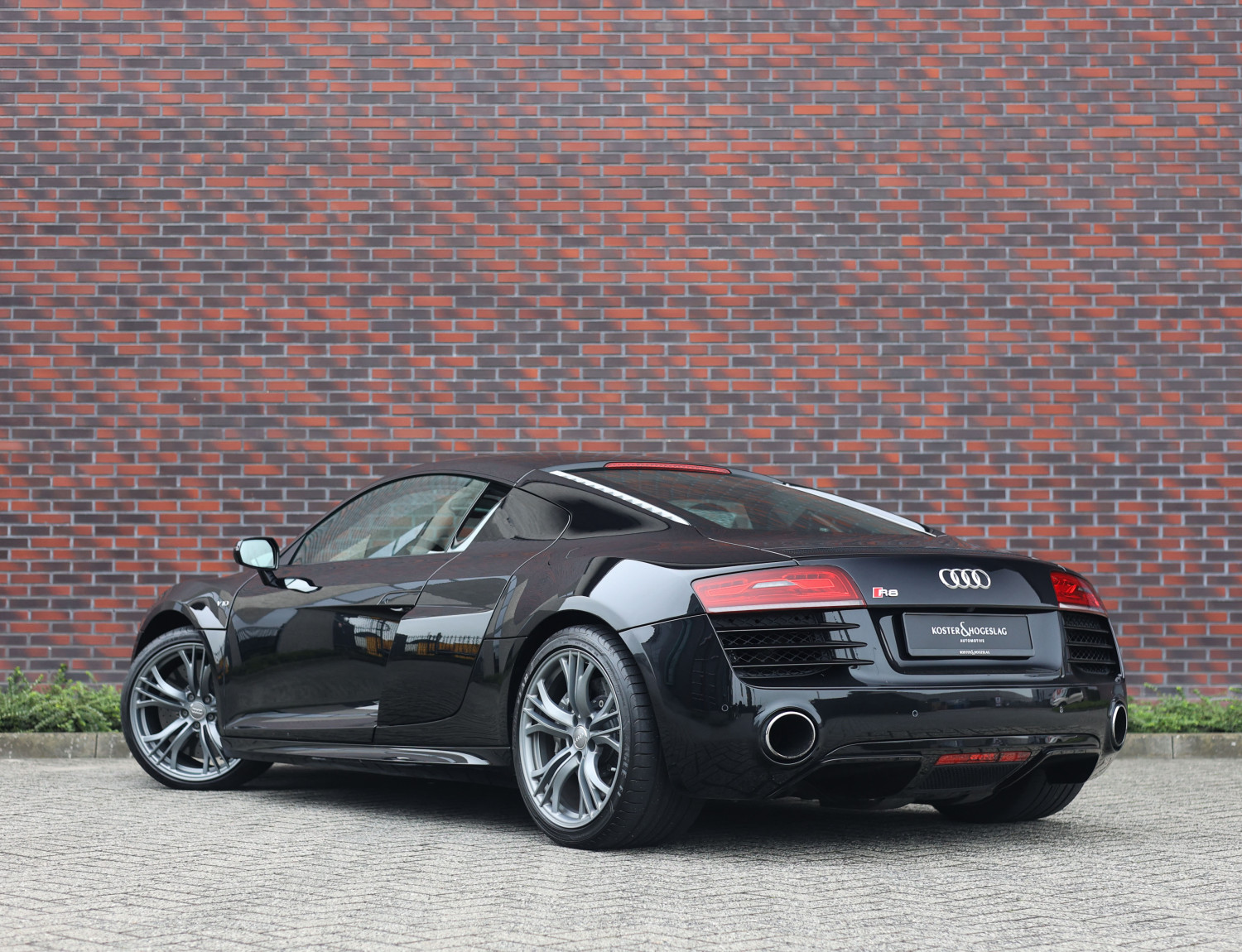 Audi R8 5.2 FSI quattro