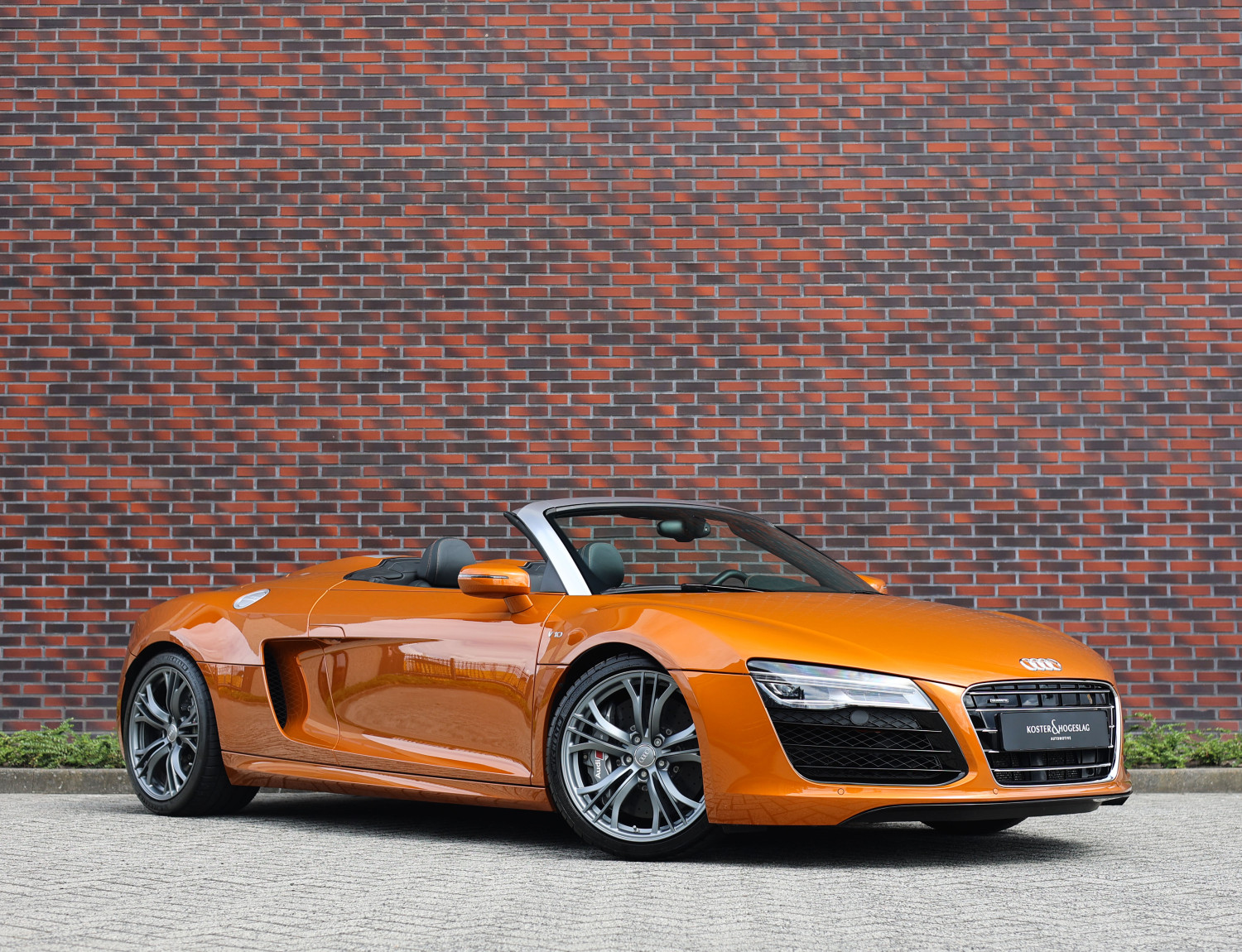 Audi R8 Spyder 5.2 FSI quattro