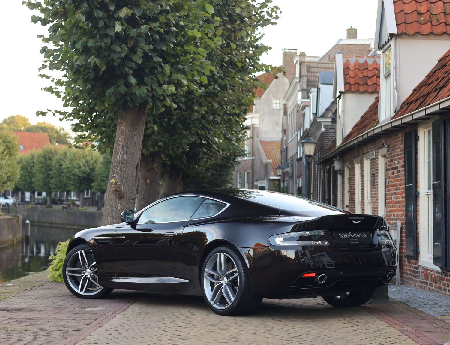 Aston Martin DB9 5.9 V12 Touchtronic