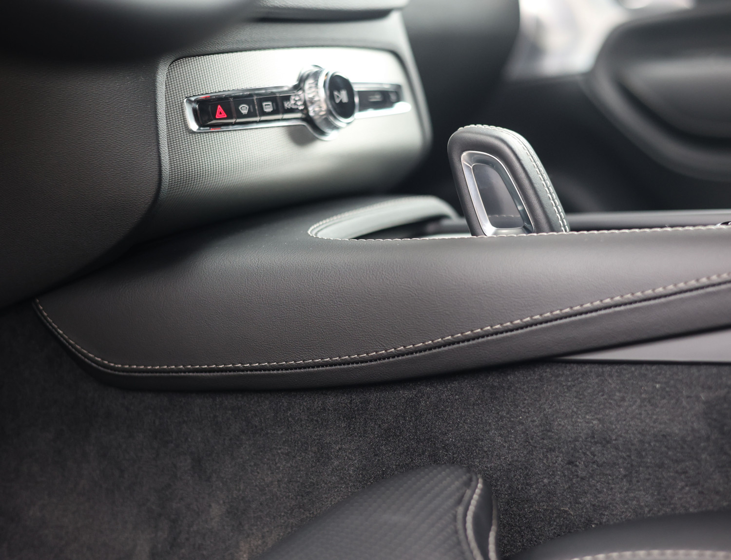 Volvo XC90 T8 Recharge AWD R-Design
