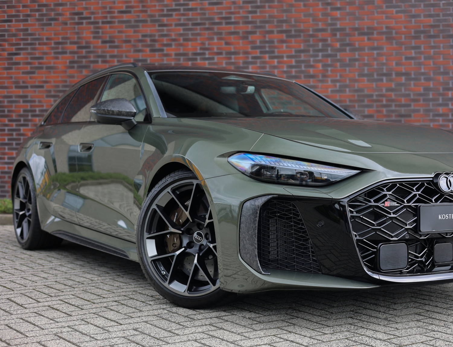Audi RS5 Avant e-hybrid quattro
