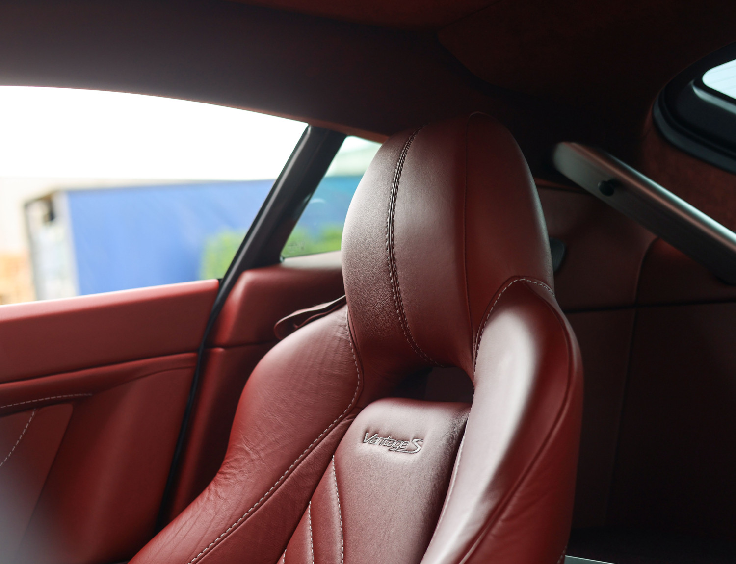 Aston Martin V8 Vantage S 4.7 V8 Sportshift