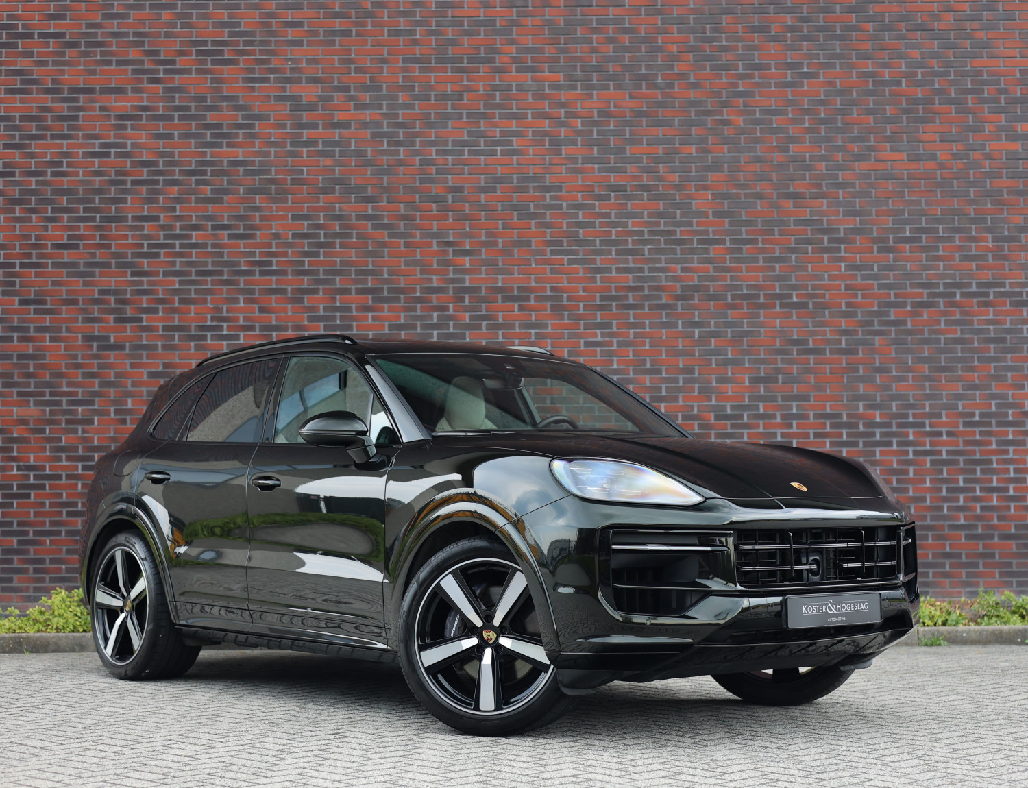Porsche Cayenne E-Hybrid Porsche Cayenne E-Hybrid