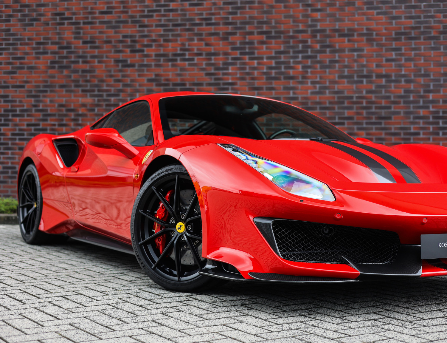 Ferrari 488 3.9 Pista
