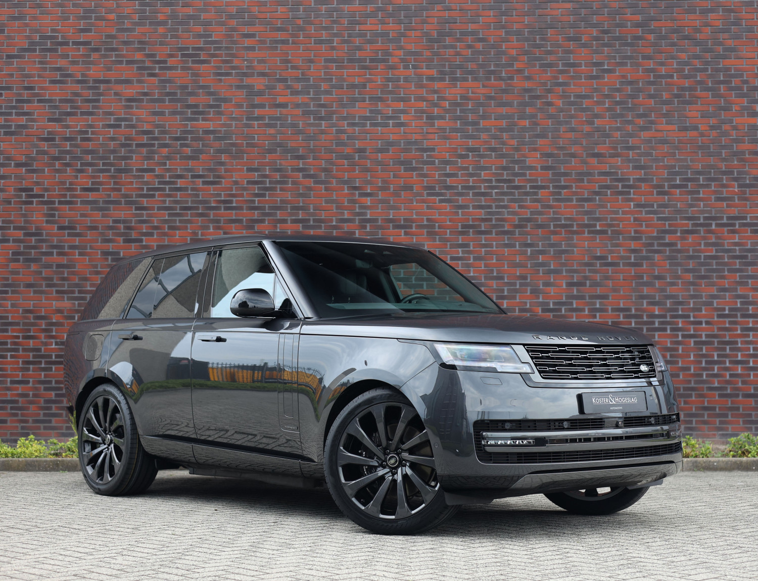 Land Rover Range Rover P550e Autobiography Land Rover Range Rover P550e Autobiography