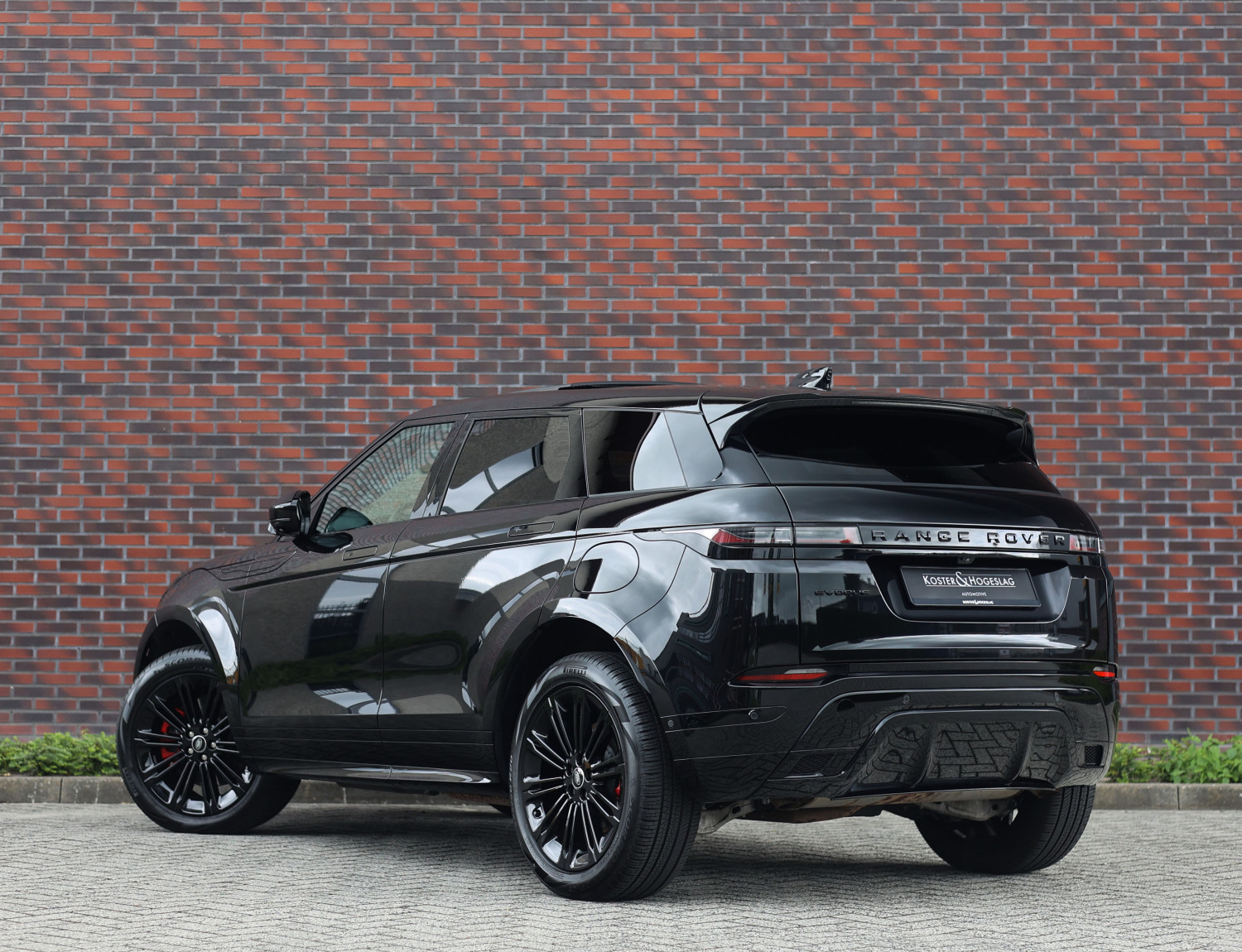 Land Rover Range Rover Evoque P300e Dynamic HSE