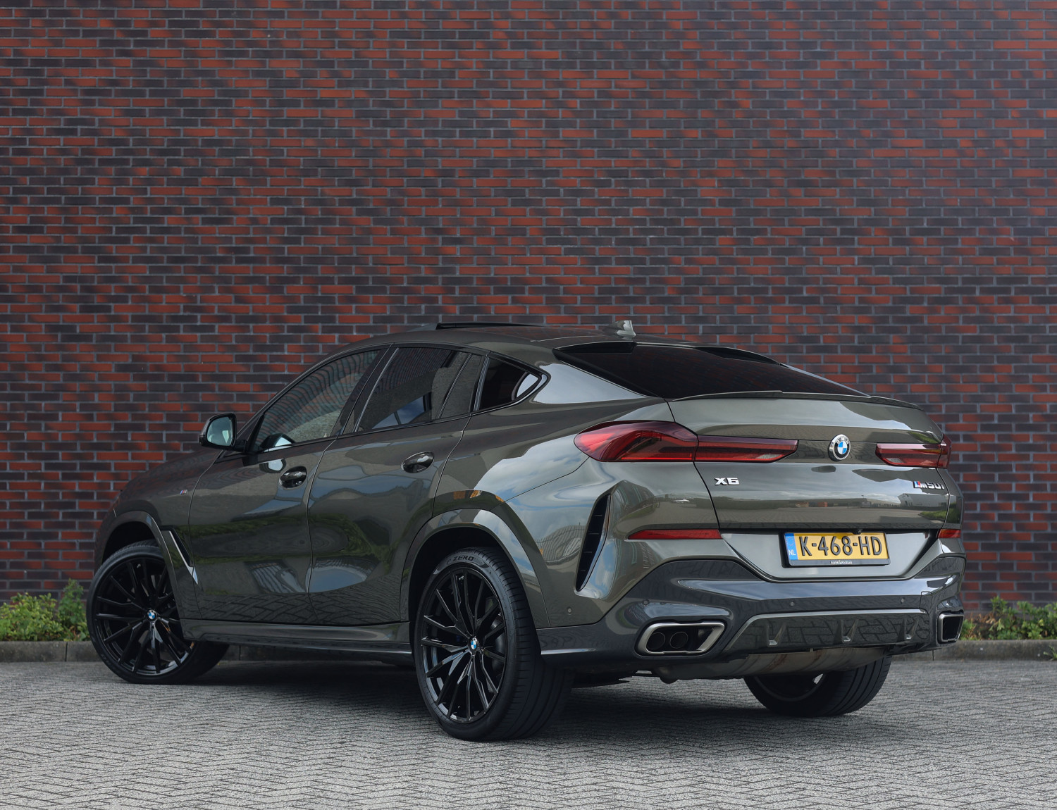 BMW X6 M50i High Executive BMW X6 M50i High Executive