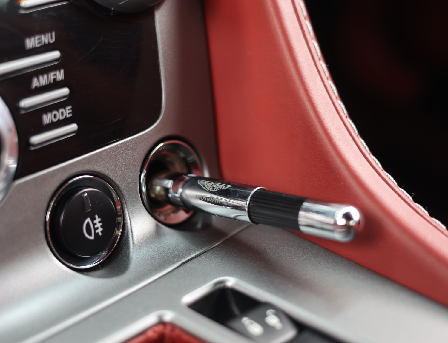 Aston Martin V8 Vantage S 4.7 V8 Sportshift
