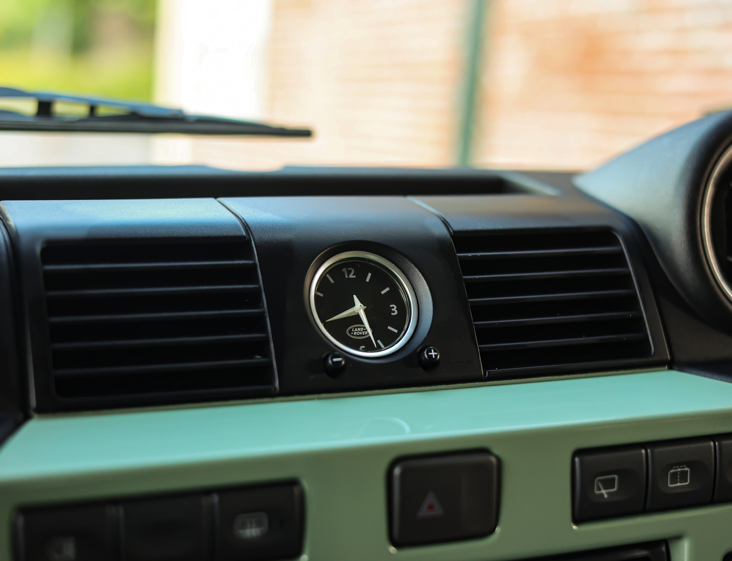 Land Rover Defender 90 Heritage Edition