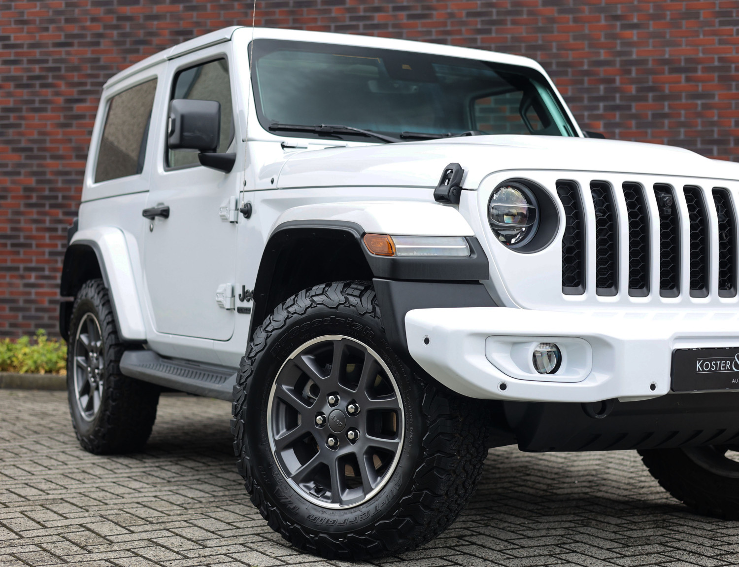 Jeep Wrangler 2.0T 80th Anniversary